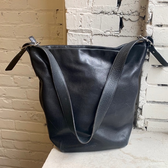 ❗️SOLD❗️Authentic Coach Leather Duffle - Picture 3 of 5